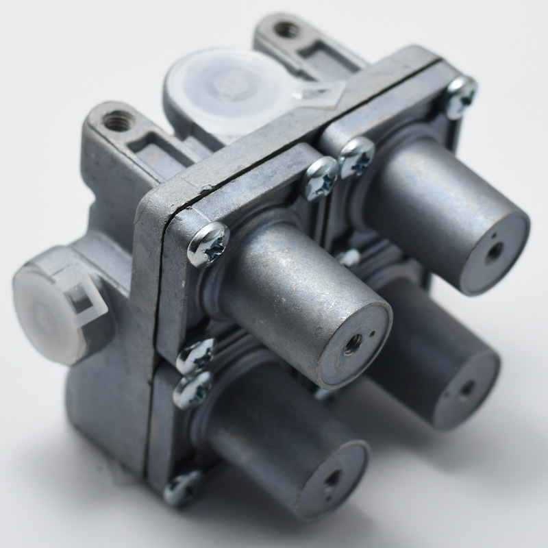 Piezas del autobús del camión pesado de la válvula 9347022500 de la protección del cuatro-circuito de SMT