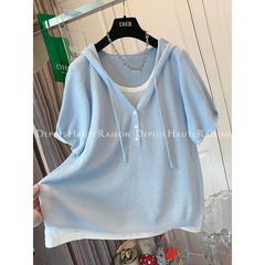 ミルクブルーフード付き巾着半袖Tシャツ女性用2025夏新作ゆったり痩身外国風薄手フェイクツーピーストップ