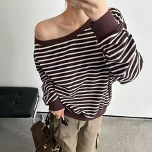 杭州精品女装早秋新款上新一字领撞色露肩细条纹长袖宽松卫衣女