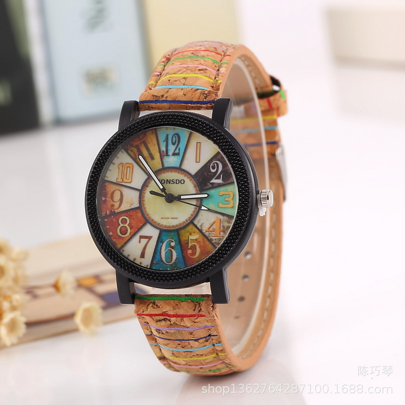 New Women's Watch Leather Strap Student Watch Personalized Fashion Color Strip Roman Wood Grain Watch Gift Large Calendar