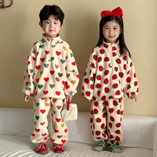 婴幼儿套装爱心印花卫衣运动裤休闲套装男孩女孩儿童两件套春秋款