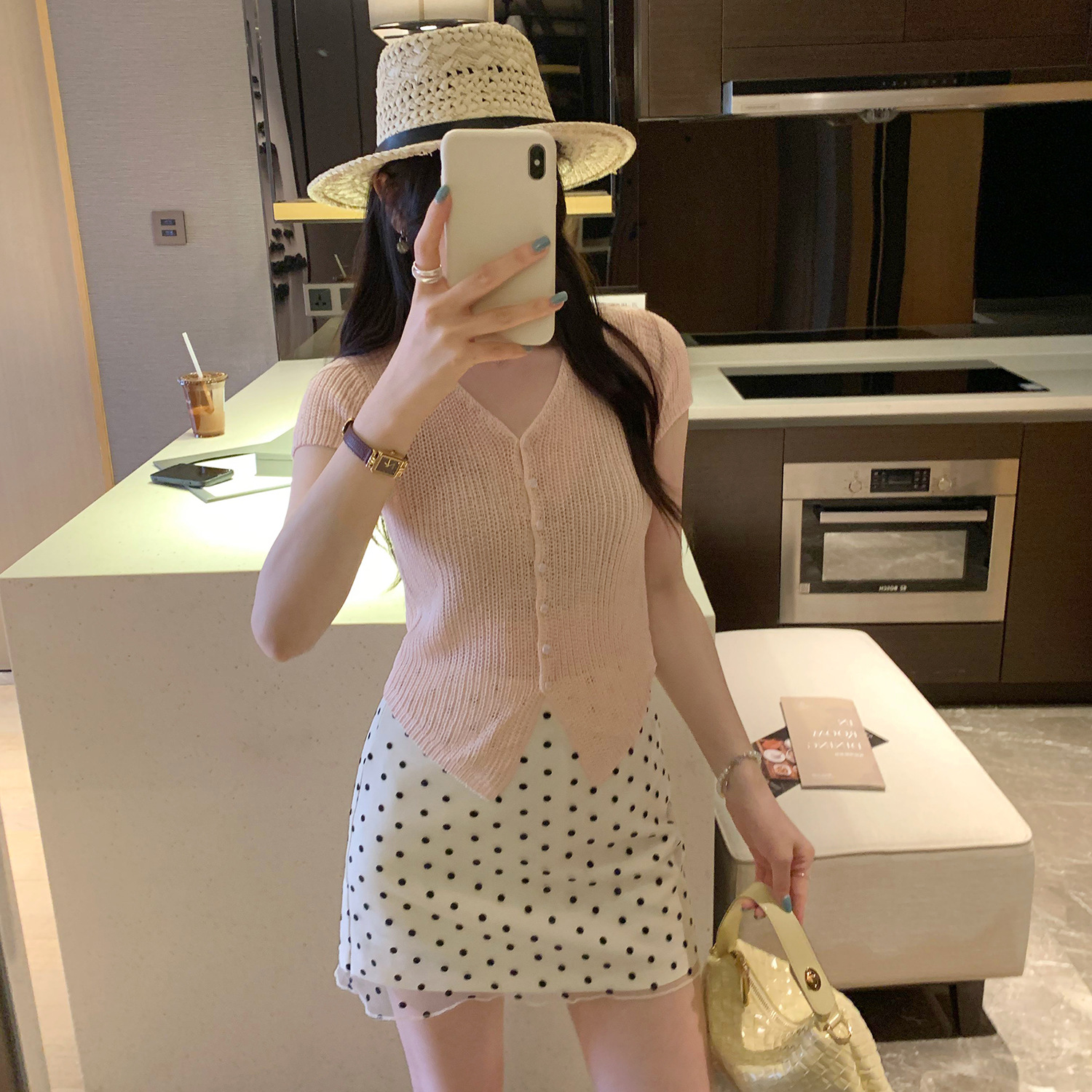 性感镂空纽扣开叉V领针织衫短袖T恤女夏季新款辣妹显瘦开衫上衣潮