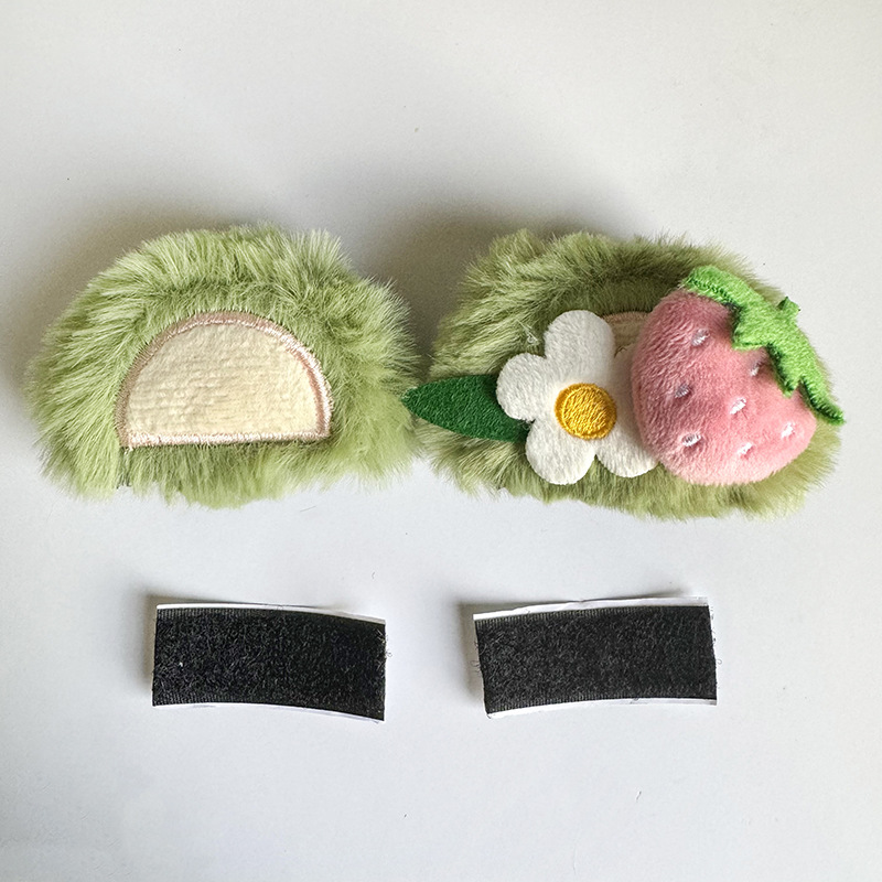Auto Parts and Accessories – Motuoche Strawberry Bear - strawberry-bear-green-with-strawberry