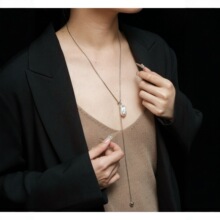 韩系简约ins风天然巴洛克珍珠吊坠项链女小众轻奢锁骨配饰毛衣链