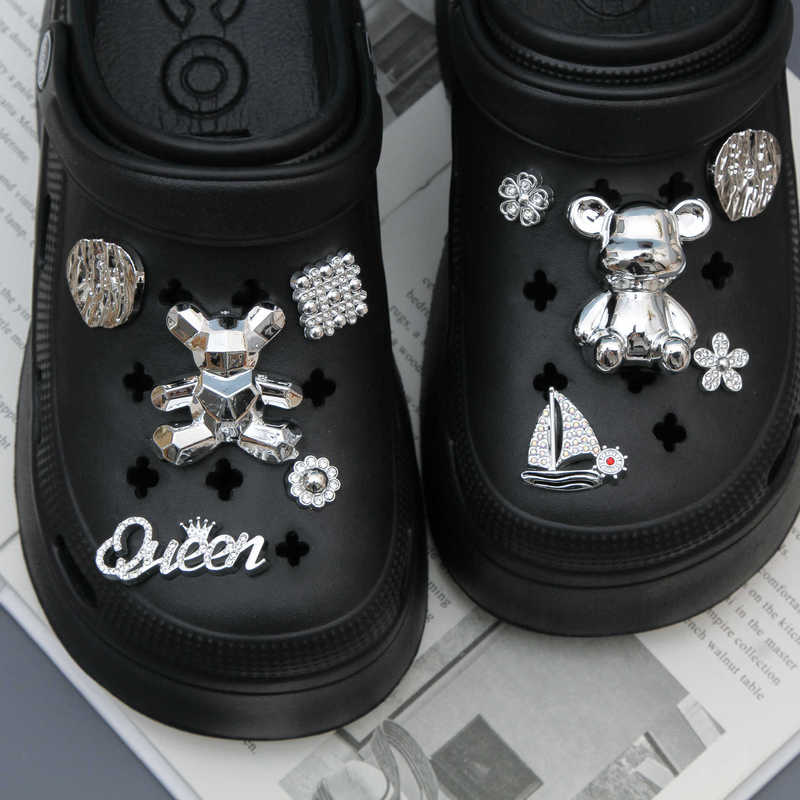 Trendy Cross-Border Clogs with Floral High-End Luxury Feel, Personalized Accessories DIY Cool Shoe Flowers, New Shoe Buckles Wholesale