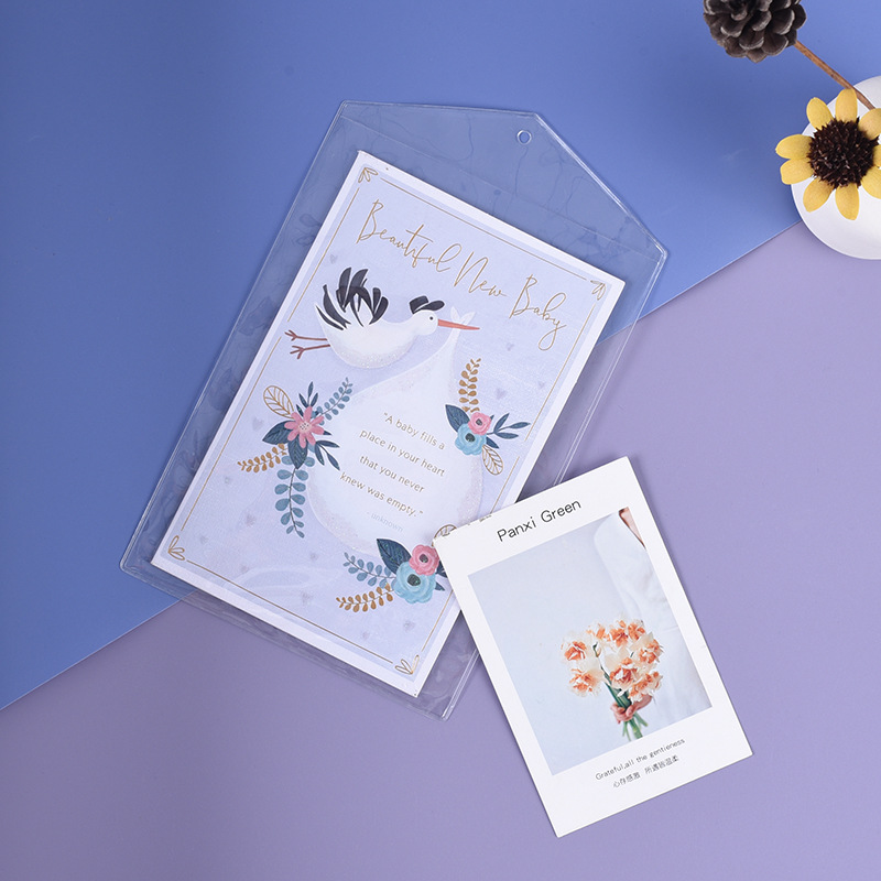 PVC吊牌袋定 制logo塑料价格标签袋 证件透明卡套 挂钩服装吊牌袋