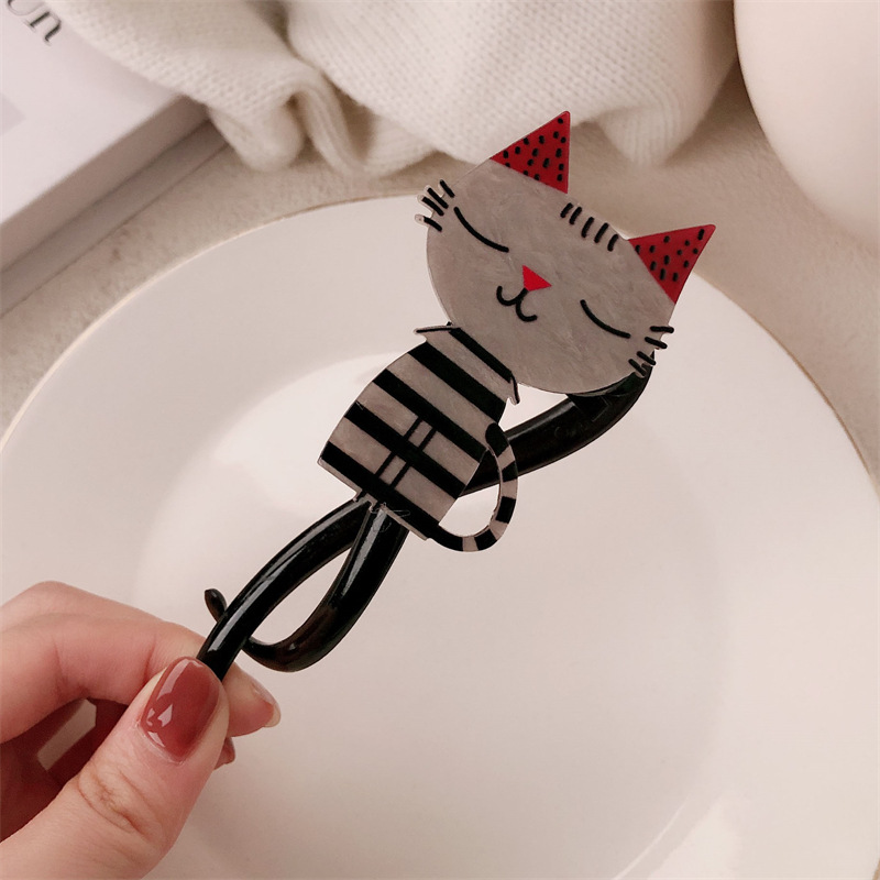 Cariño interesante lindo gato twist clip 2024 nuevo alto sentido de la cabeza detrás de una palabra agarrar clip de cabello de mujer tarjeta de cabello tocado