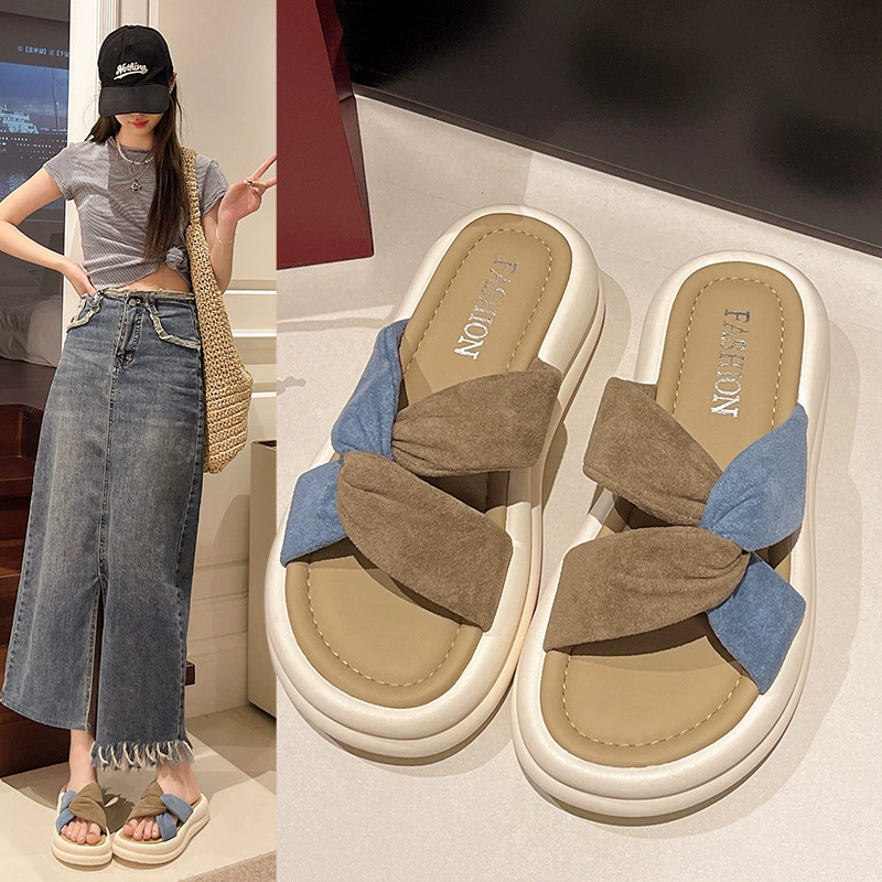 Summer beach slippers for leisure