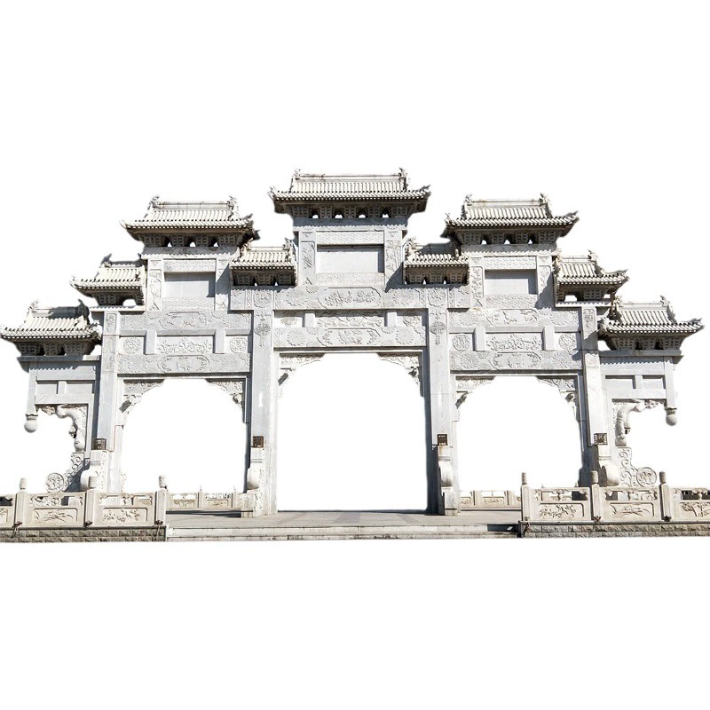 Каменная арка в живописных сёлках, выполненная из белого мрамора, синего камня, гранита или натурального камня.