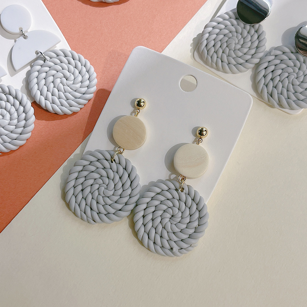 Wholesale Jewelry 1 Pair Simple Style Round Soft Clay Drop Earrings display picture 2