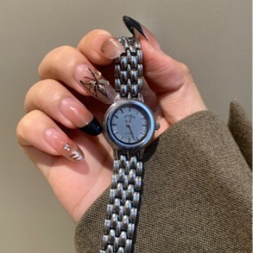 Galaxy Gravel Silver Watch Ladies Quartz Steel Belt Women's Watch Rhombus Glass Small Dial Watch