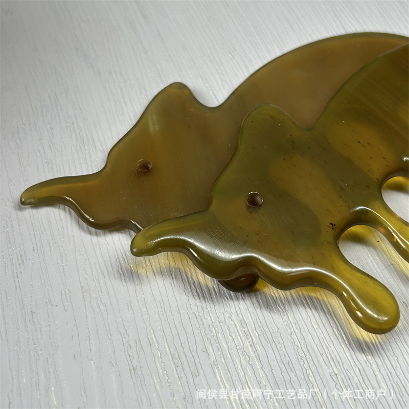 Natural Horn Scalp Massage Comb Buffalo Horn Gua Sha Beauty Comb Gift Comb 10-15CM specifications