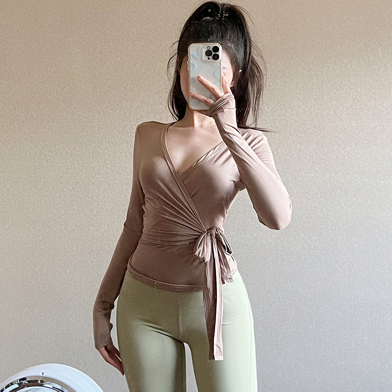 필라테스 긴 소매 스트랩 요가 의류 여성 슬림 훈련 의류 핑크 봄과 여름 피트니스 탑 스포츠 블라우스 세트