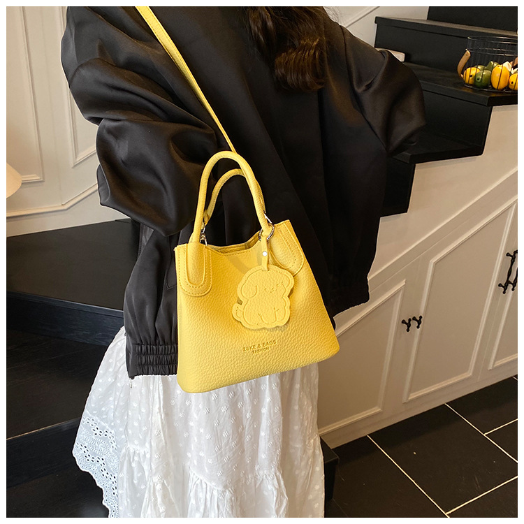 2025 Simple and casual hand-held small bag, new trendy and fashionable commuter crossbody bag, summer vegetable basket bucket bag undefined