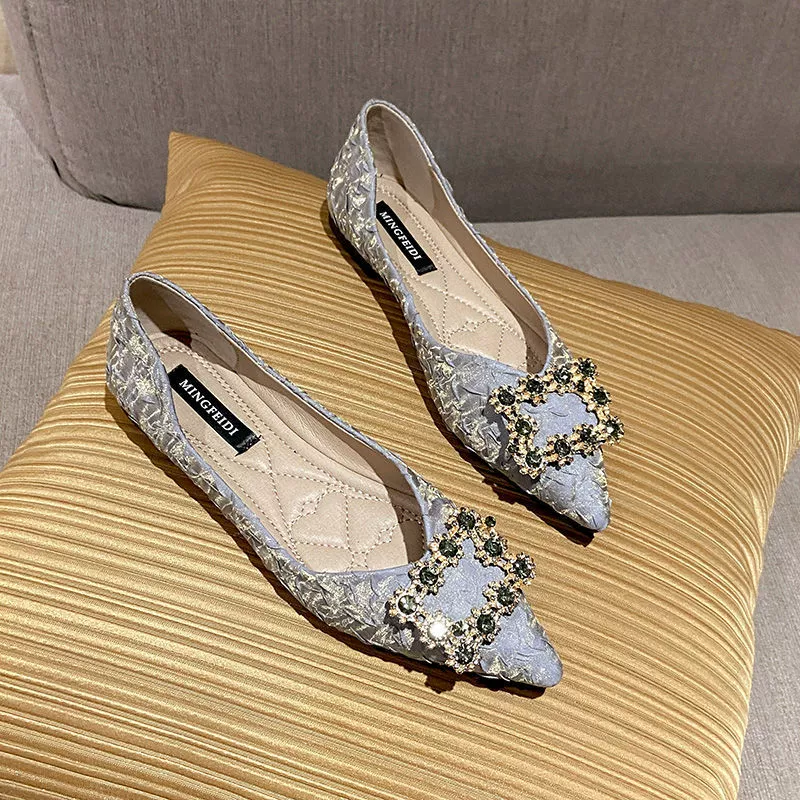 Женские лоферы 2025: Новинка весны и осени, мягкие туфли на плоской подошве с острым носком, универсальные, модные, с неглубоким вырезом, нежные.