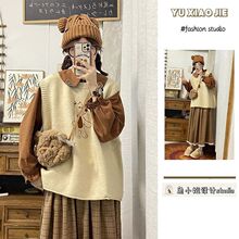 秋季一整套穿搭刺绣衬衫叠穿针织毛衣马甲背心女学生+格子半身裙