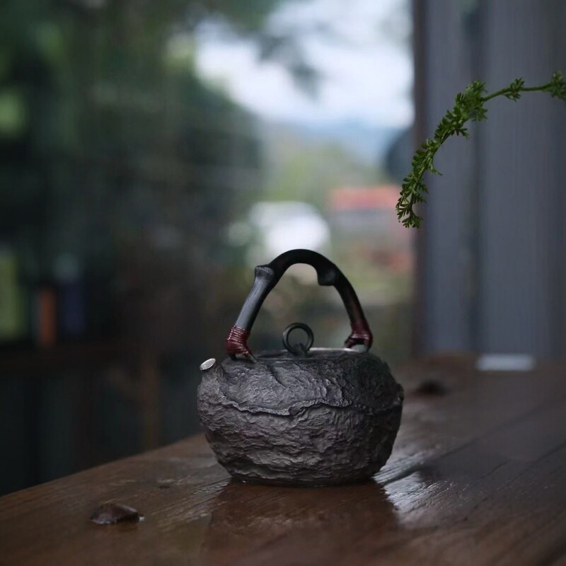 Pure Silver 9999 Coarse Pottery Old Rock Clay Stone Texture Rattan Handle Teapot Vintage Kettle High Craftsmanship Wabi-Sabi Style