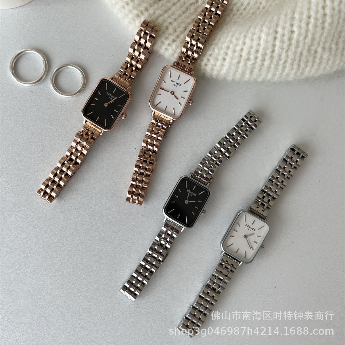 2023 Luz de lujo retro nicho serie retro pequeño reloj cuadrado cuarzo correa de acero reloj mujer simple reloj de mujer de alto grado