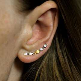 跨境欧美时尚复古游鱼耳钉可爱萌小鱼耳环月牙式鱼群贴