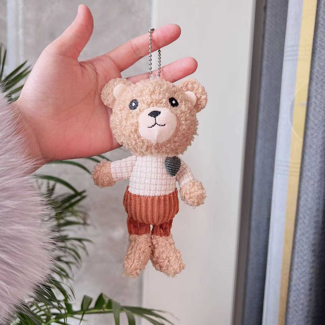 Tiktok oso de peluche muñeca amor peluche oso muñeca llavero colgante muñeca oso muñeca al por mayor