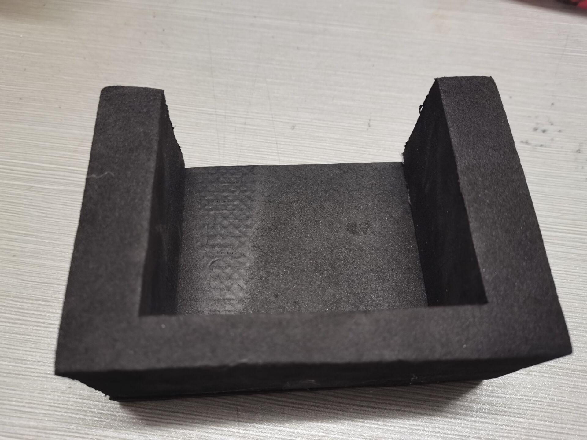 厂家供应黑色45度硬泡沫EVA成型异形零部件包装泡沫/70度硬度EVA