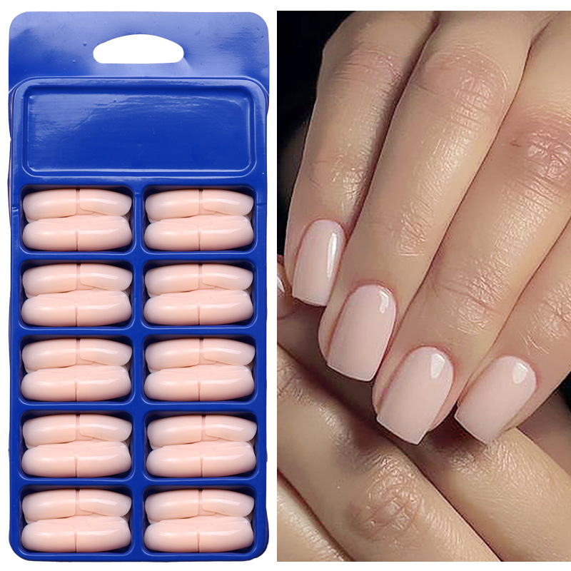 120 piezas de uñas falsas de color sólido desnudas cuadradas cortas desmontables de uñas en una caja azul