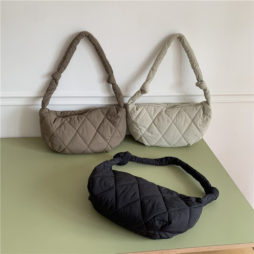 Bag large capacity Korean style single shoulder diagonal dumpling bag embroidered grid nylon moon bag retro fashionable girl's bag