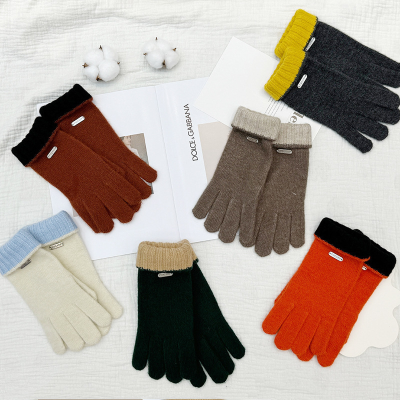 Otoño y invierno de color sólido nuevo guante de punto de moda con pantalla táctil al aire libre a prueba de viento y calor a prueba de frío de cinco dedos guantes largos