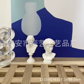 石膏工艺品;粉笔;宠物周边用品