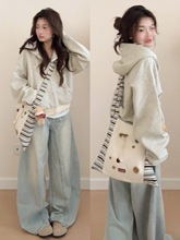 早秋韩系灰色条纹连帽卫衣外套女秋季2025新款巨好看短款正肩上衣