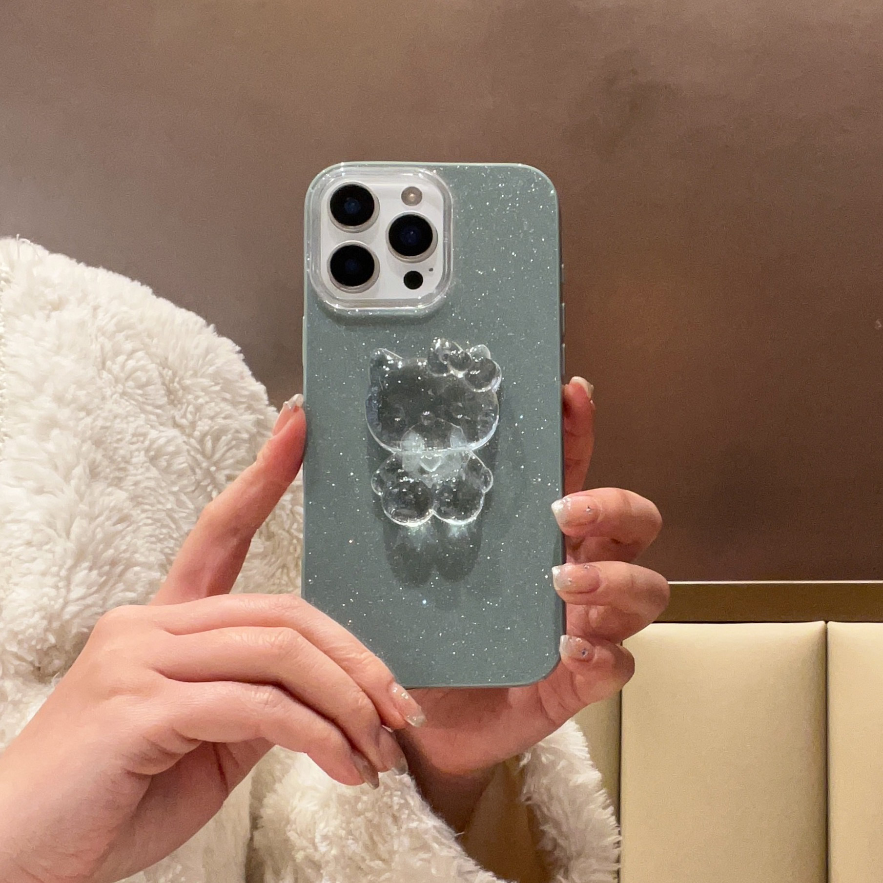 0AB83B2E-C642-4247-9FA5-3D8E60