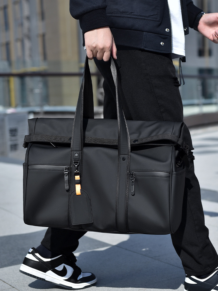 Capacious water repellent travel bag