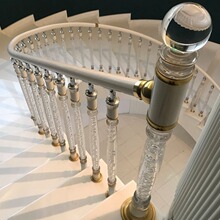 简约轻奢楼梯立柱亚克力水晶柱不锈钢起头柱庭院楼阁别墅楼梯柱