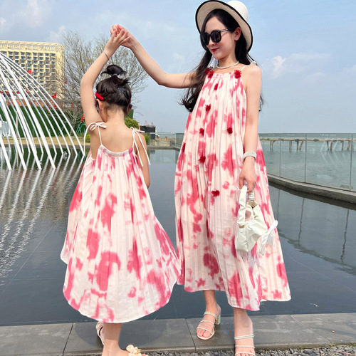 Parent-child wear  new summer style French design tie-dye suspender dress mother-daughter wear long fairy skirt