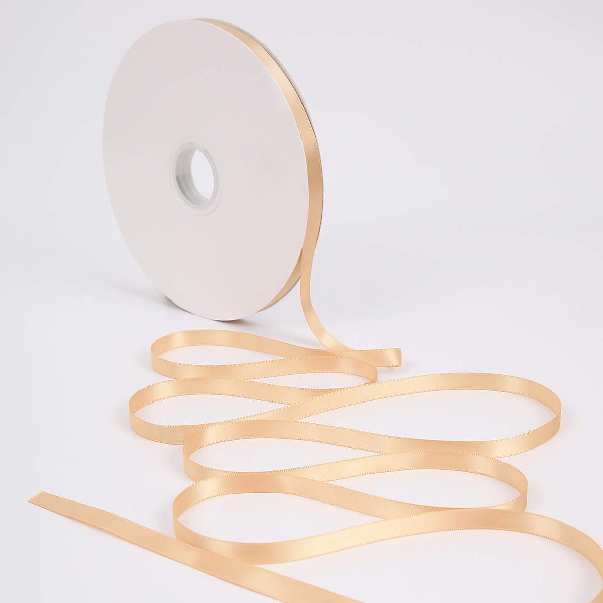 Floristería de 1cm Cinta de poliéster de doble cara al por mayor Cinta de color sólido Material de embalaje de flores Hornear ramo de flores Cinta