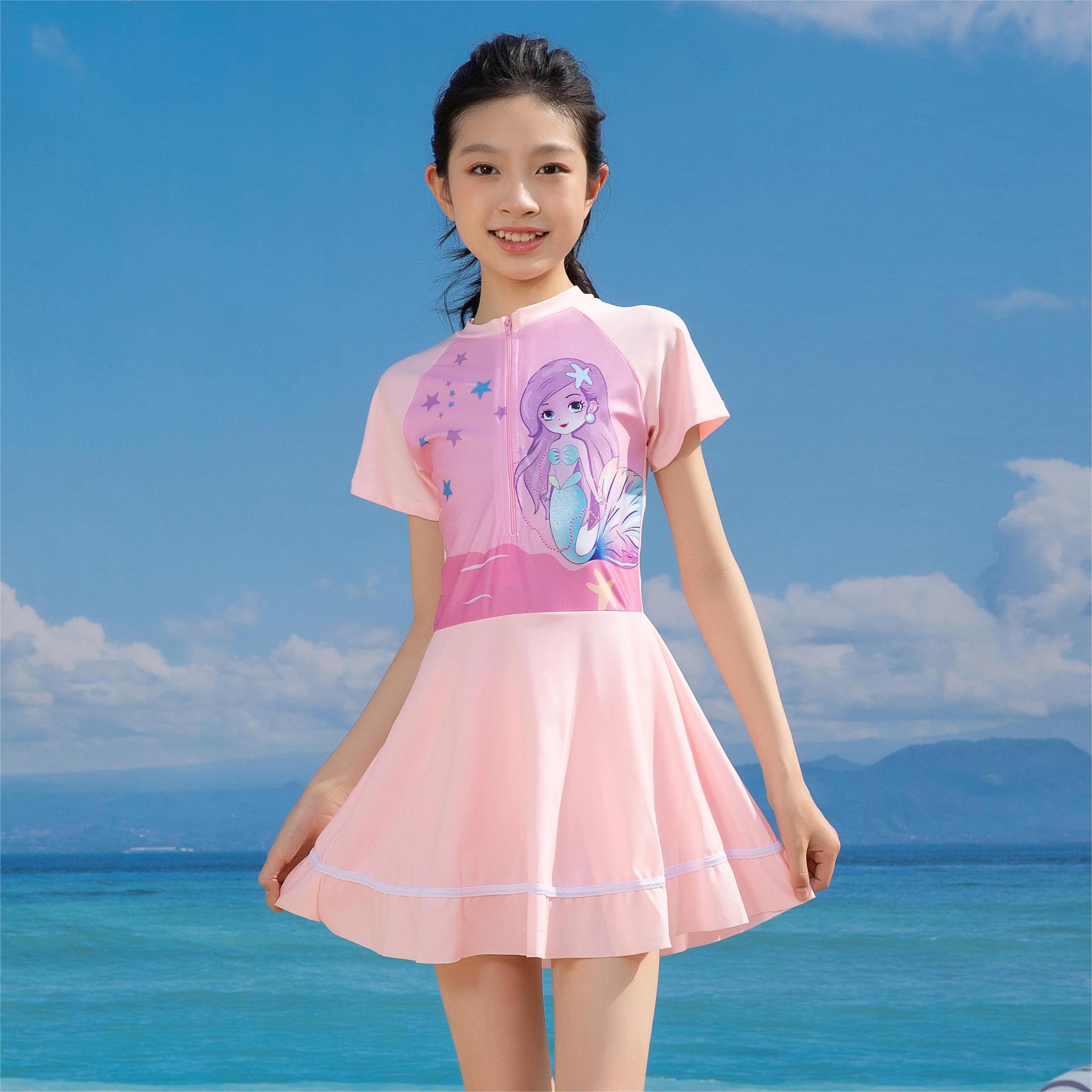 Children's swimwear for students