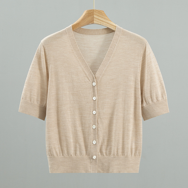 Craftsmanship 18-Gauge Fine-Spun 60-Count German Yangtze Merino Wool V-Neck Minimalist Short-Sleeve Knit Cardigan Top for Women