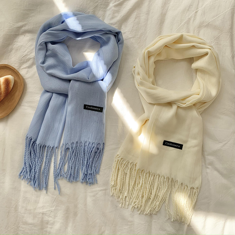 Bufandas de invierno femeninas de alta calidad 2025 nuevo estilo de cachemira de color sólido multifuncional calentamiento bufandas de cuello