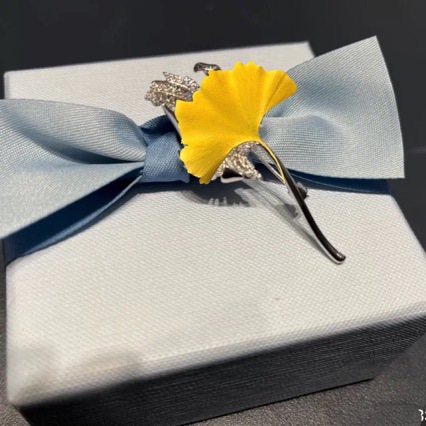 (2개) 단풍 잎 브로치 중공업 가을과 겨울 브로치 가을 우아한 높은 감각 CORSAGE 배지 핀