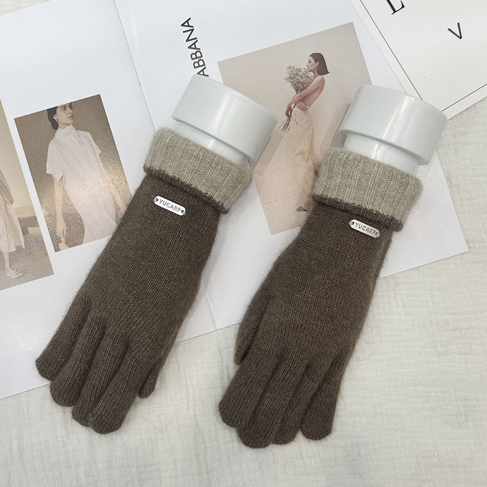 Otoño y invierno de color sólido nuevo guante de punto de moda con pantalla táctil al aire libre a prueba de viento y calor a prueba de frío de cinco dedos guantes largos