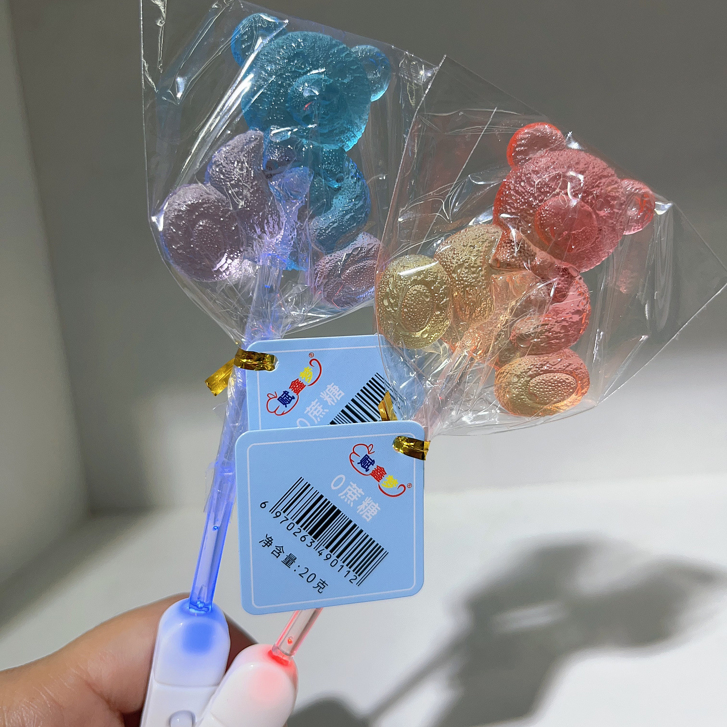 发光棒棒糖高颜值熊恐龙鱼尾造型糖果网红儿童零食酒吧夜店批发