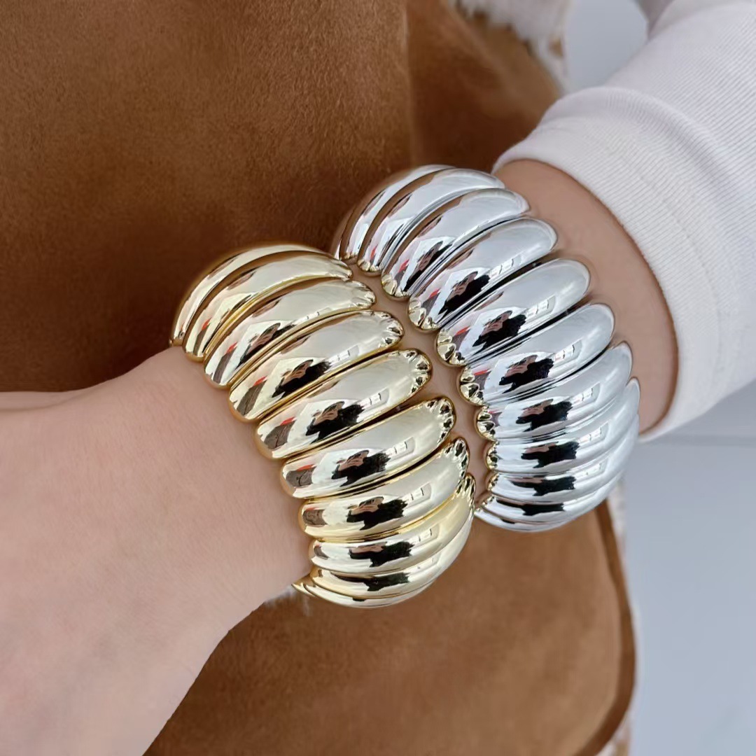 75g Weight Bangle Classification Exaggerated Solid Color CCB  Bangles Wholesale