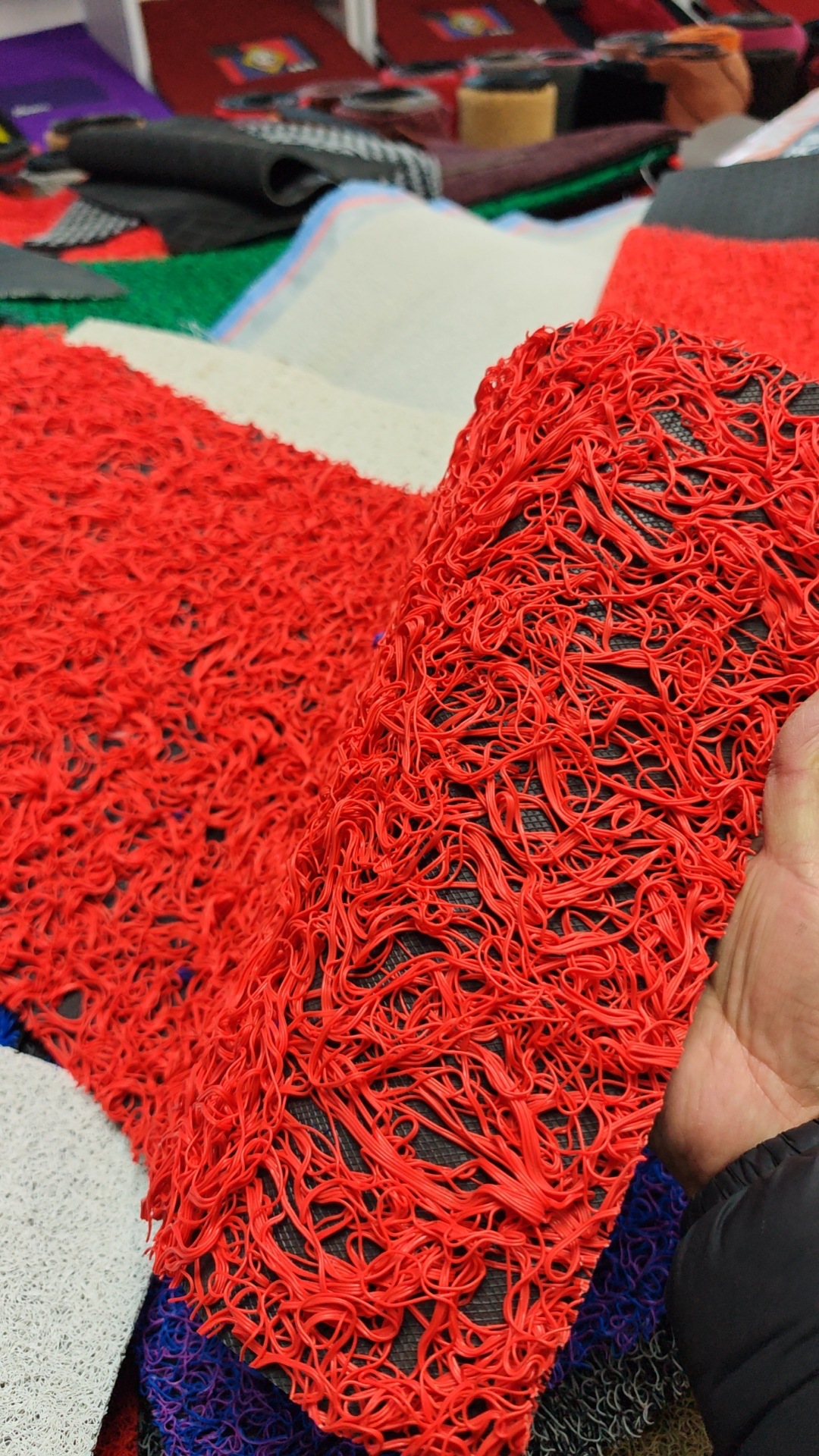 Specializing in the production of wire ring gold pvc anti-slip mat wear-resistant mat non-slip foot mat wire drawing ring for gold panning
