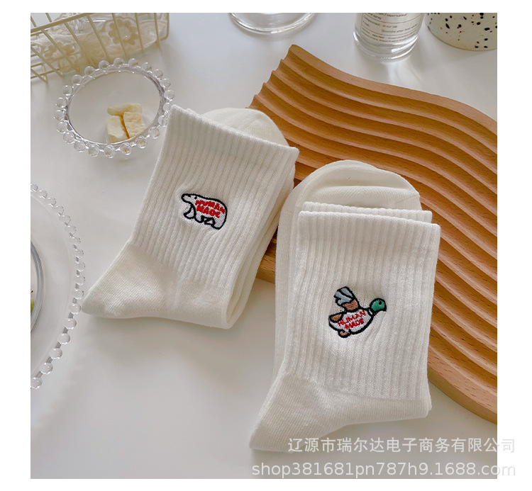 Female casual all-match sweet and fresh Japanese simple cartoon socks