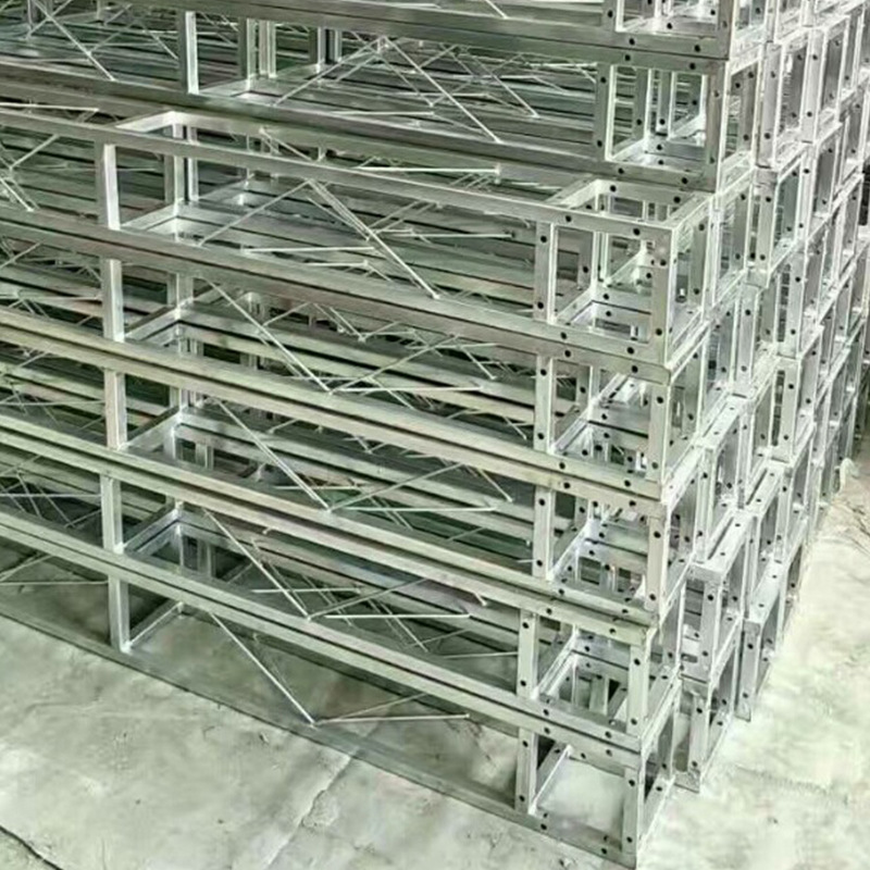 4044897860_985502911