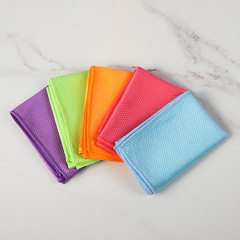 Fish scale cloth absorbs water without leaving lint, streaks on cups, bowls, tables, and mirrors. Fish scale wipe kitchen table cleaning cloth