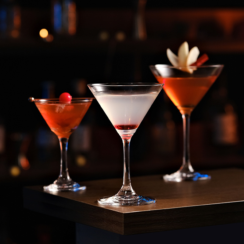 Copas de cóctel, copas triangulares, copas de vino de vidrio, copas Martini, copas creativas, copas de bar, copas de vino clásicas