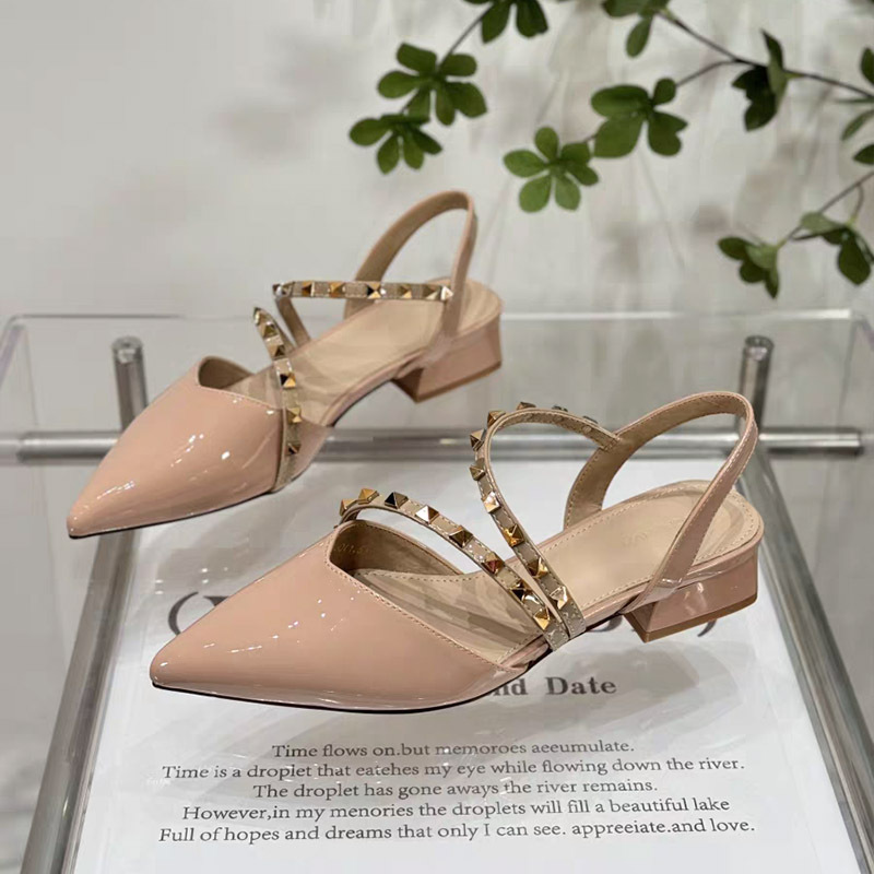 Pointed-toe Studded High-heeled Shoes For Women, 2026 New Summer European And American Style, Hollowed-out Closed-toe_voghion.com
