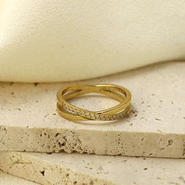 项链;耳环;戒指