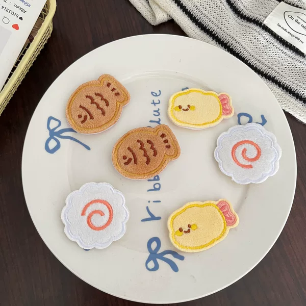The same cute little food-themed hair fringe sticker, magic sticker, takoyaki, fish plate, taiyaki, same cute style